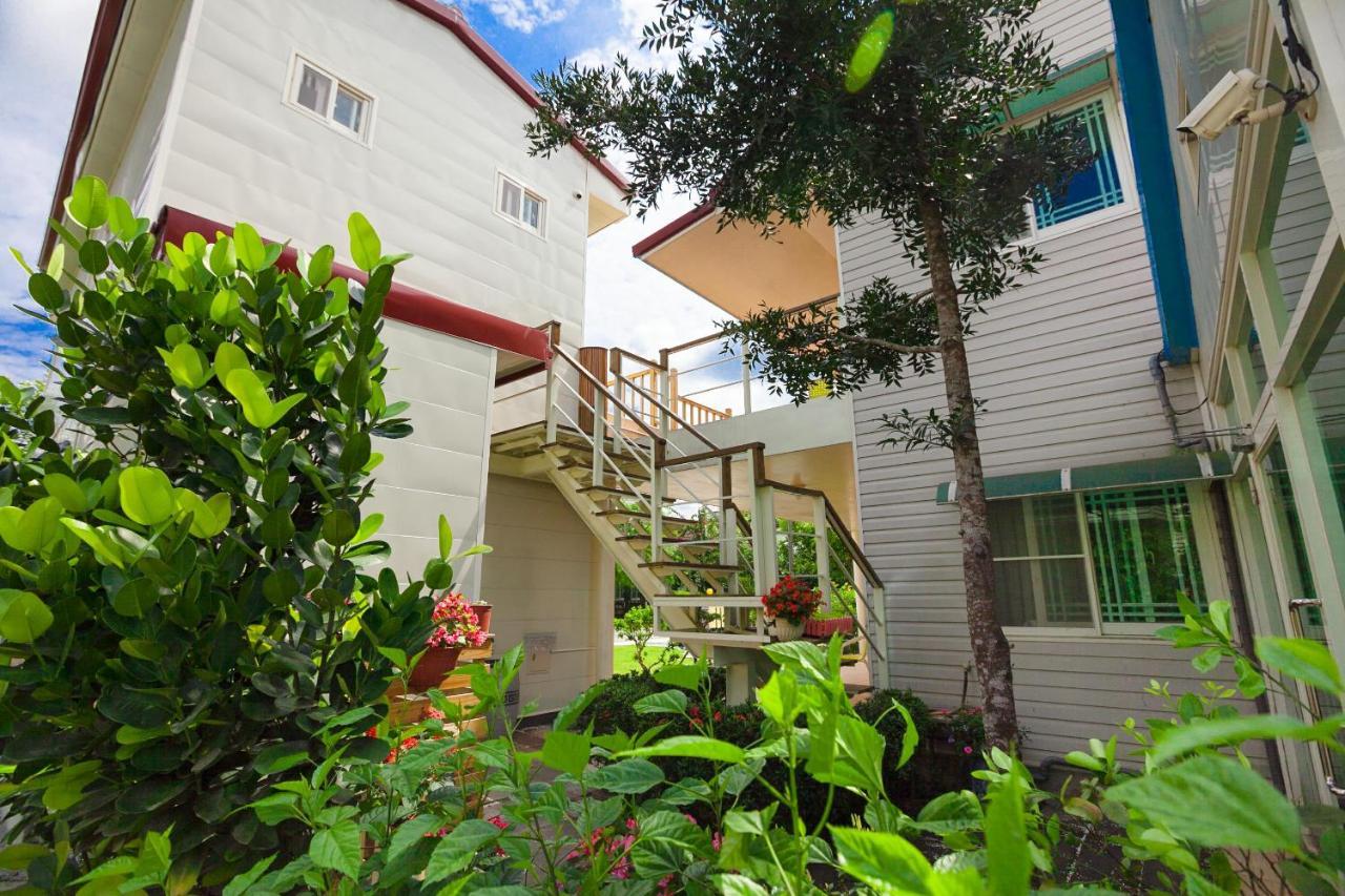 Yuan Qiwu Homestay Pinghe Exterior photo
